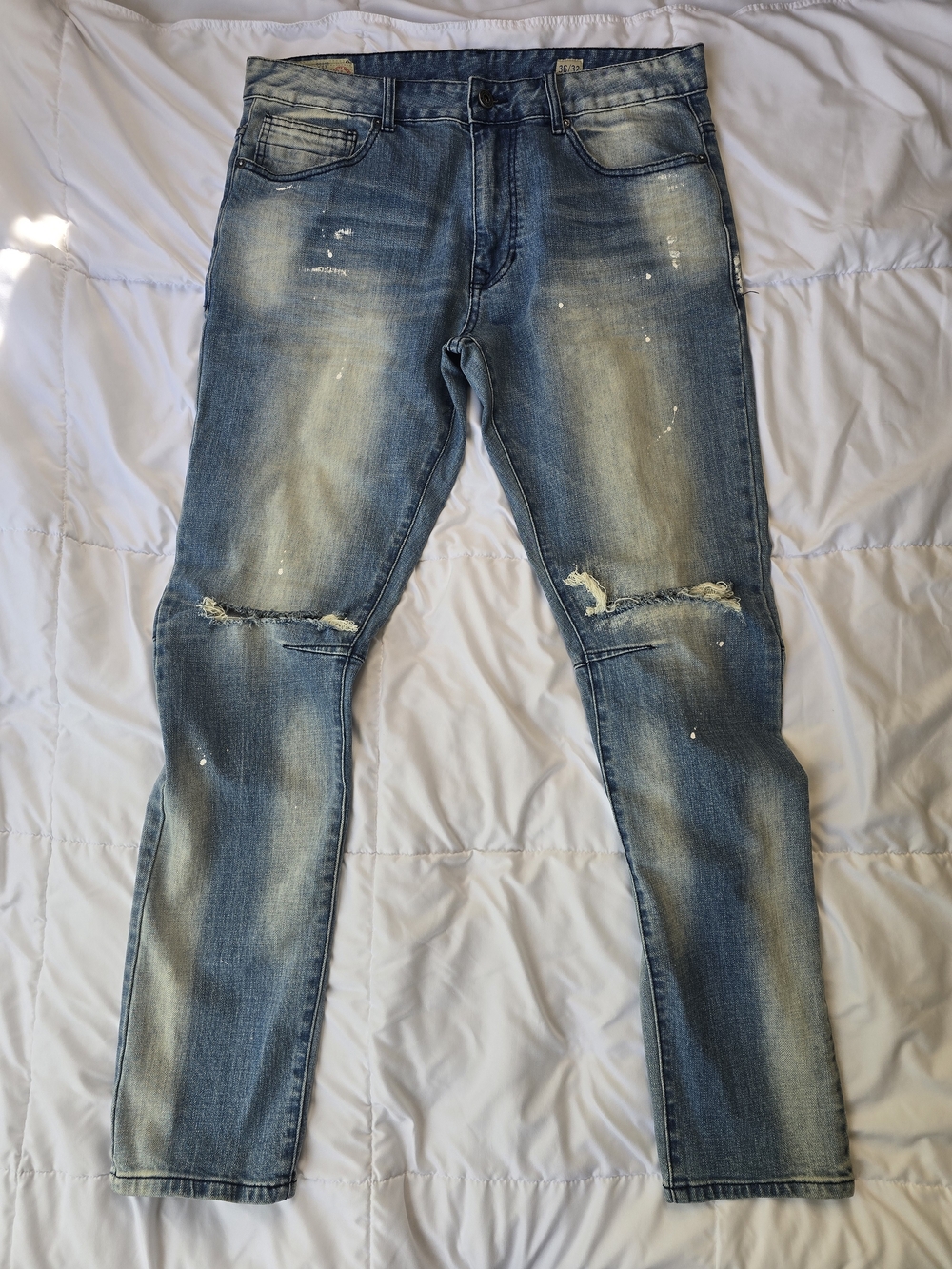 Smoke Rise Distressed Blue Men’s Jeans